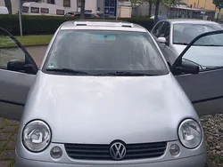 Grau Gebraucht 2003 VW Lupo Basis Kleinwagen | 1.800 € (Etwas zu teuer)