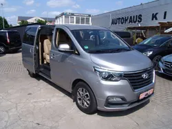 Hyper metallic Gebraucht 2019 Hyundai H-1 Premium Van / Kleinbus | 25.880 € (Fairer Preis)