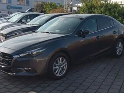 Grau Gebraucht 2017 Mazda 3 Exclusive-Line Limousine | 12.800 € (Etwas zu teuer)
