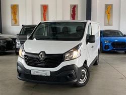 Weiß Gebraucht 2018 Renault Trafic Komfort Van | 11.990 € (Fairer Preis)