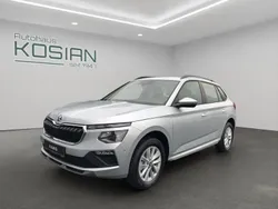 Silber Neu 2025 Skoda Kamiq Selection SUV | 31.890 € (Teuer)