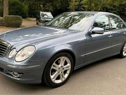 Blau Gebraucht 2006 Mercedes E200 Avantgarde Limousine | 5.990 € (Fairer Preis)