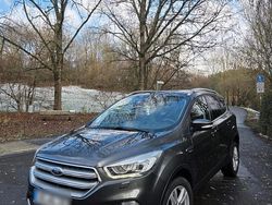 Grau Gebraucht 2019 Ford Kuga SUV | 14.990 € (Guter Preis)