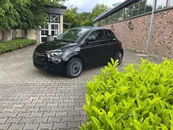 Schwarz Gebraucht 2023 Fiat 500C Cabrio | 21.900 € (Fairer Preis)