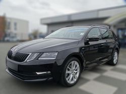 Farbe: schwarz metallic Gebraucht 2018 Skoda Octavia Clever | 19.820 € (Teuer)