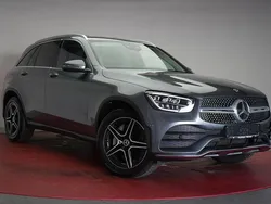 Grau Gebraucht 2022 Mercedes GLC300 AMG line SUV | 40.490 € (Guter Preis)
