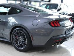 Carbonizedgrey** Gebraucht 2024 Ford Mustang GT Coupé | 51.600 € (Guter Preis)