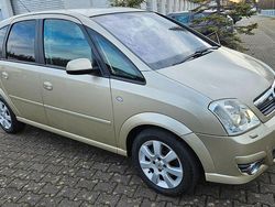 Gold Gebraucht 2009 Opel Meriva Innovation Van / Kleinbus | 3.450 € (Guter Preis)