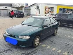 Grün Gebraucht 1999 Hyundai Accent Limousine | 2.700 €