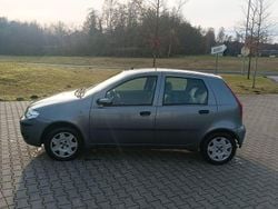 Grau Gebraucht 2005 Fiat Punto Active Kleinwagen | 1.500 € (Fairer Preis)