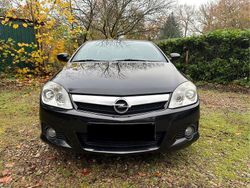 Schwarz Gebraucht 2009 Opel Tigra Cabrio | 1.350 € (Superpreis)