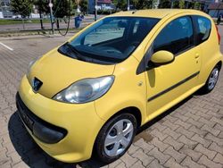 Gelb Gebraucht 2006 Peugeot 107 Filou Kleinwagen | 1.798 € (Fairer Preis)