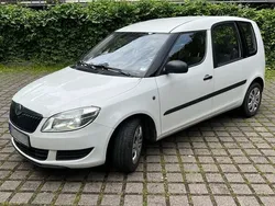 Weiß Gebraucht 2012 Skoda Roomster Plus Edition Kombi | 5.800 € (Teuer)