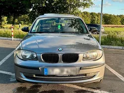 Grau Gebraucht 2009 BMW 116 Kleinwagen | 5.000 € (Fairer Preis)