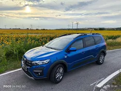 Blau Gebraucht 2022 Dacia Jogger Comfort Limousine | 15.499 € (Fairer Preis)