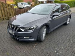 Grau Gebraucht 2019 VW Passat Trendline Kombi | 16.950 € (Fairer Preis)