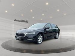 Blackmagic perleffekt Gebraucht 2022 Skoda Octavia Style Kombi | 27.290 € (Etwas zu teuer)