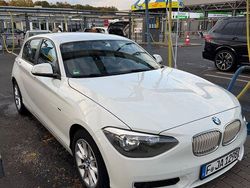 Weiß Gebraucht 2012 BMW 116 Urban Line Kleinwagen | 7.499 € (Fairer Preis)