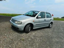 Silber Gebraucht 1999 VW Polo Comfortline Kleinwagen | 2.095 € (Fairer Preis)
