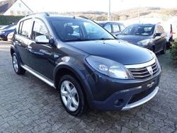 Grau Gebraucht 2010 Dacia Sandero Stepway Limousine | 3.900 € (Fairer Preis)