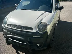 Weiß Gebraucht 2017 Aixam Microcar Kleinwagen | 9.200 €