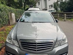 Grau Gebraucht 2012 Mercedes E350 Limousine | 9.999 € (Etwas zu teuer)