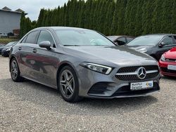 Grau Gebraucht 2019 Mercedes A200 AMG line Limousine | 19.790 € (Guter Preis)