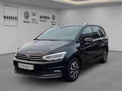 Schwarz Gebraucht 2022 VW Touran Active Van / Kleinbus | 21.870 € (Superpreis)