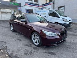 Rot Gebraucht 2009 BMW 530 Advantage Kombi | 9.970 € (Teuer)