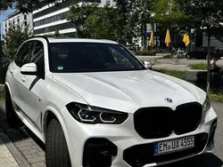 Weiß Gebraucht 2023 BMW X5 xLine SUV | 74.550 € (Teuer)