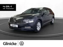 Grau Gebraucht 2022 VW Passat Business Kombi | 22.980 € (Guter Preis)