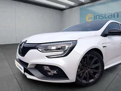 Weiß Gebraucht 2019 Renault Mégane IV Limousine | 27.299 €
