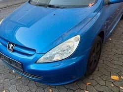 Blau Gebraucht 2005 Peugeot 307 CC Cabrio | 750 € (Superpreis)