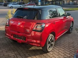 Rot Gebraucht 2024 Suzuki Swift Comfort+ Kleinwagen | 18.999 € (Fairer Preis)