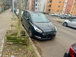 Schwarz Gebraucht 2017 Ford Galaxy Van / Kleinbus | 13.300 € (Fairer Preis)