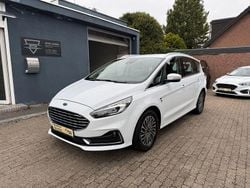 Weiß Gebraucht 2022 Ford S-MAX Titanium Van / Kleinbus | 23.900 € (Guter Preis)