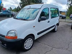 Weiß Gebraucht 2002 Renault Kangoo Van / Kleinbus | 3.500 € (Etwas zu teuer)
