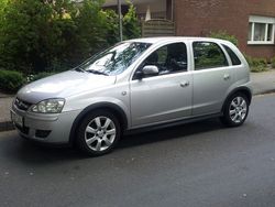 Silber Gebraucht 2006 Opel Corsa Edition Kleinwagen | 4.200 € (Teuer)