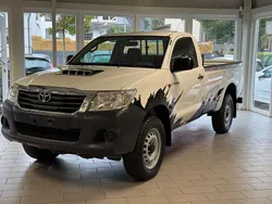 Weiß Gebraucht 2015 Toyota HiLux Abholung | 13.900 € (Fairer Preis)