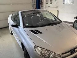 Gebraucht 2004 Peugeot 206 CC Quiksilver Cabrio | 1.999 € (Guter Preis)