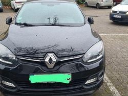 Schwarz Gebraucht 2015 Renault Mégane LIMITED Limousine | 5.999 € (Guter Preis)