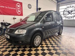 Grau Gebraucht 2008 VW Caddy Family Van / Kleinbus | 4.999 € (Fairer Preis)