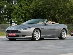 Silber Gebraucht 2005 Aston Martin DB9 Cabrio | 44.625 €