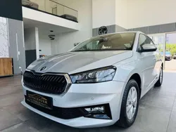Stribrna brilliant/ brilliants Gebraucht 2024 Skoda Fabia Selection Kleinwagen | 16.990 € (Guter Preis)
