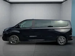 Schwarz Neu 2025 Ford Tourneo Custom Van / Kleinbus | 52.949 € (Fairer Preis)