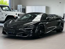 Schwarz met (metallic) Gebraucht 2024 McLaren 720S Coupé | 248.000 €