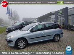 Grau Gebraucht 2003 Peugeot 206 Filou Kombi | 750 € (Teuer)