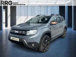 Grau Gebraucht 2024 Dacia Duster Extreme SUV | 23.490 € (Fairer Preis)