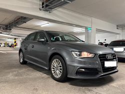 Grau Gebraucht 2013 Audi A3 Ambiente Limousine | 10.990 € (Etwas zu teuer)