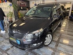Schwarz Gebraucht 2015 Skoda Roomster Noire Kombi | 4.900 € (Fairer Preis)